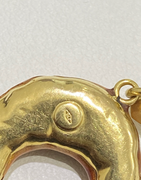 Colgante de oro 18Kt de segunda mano