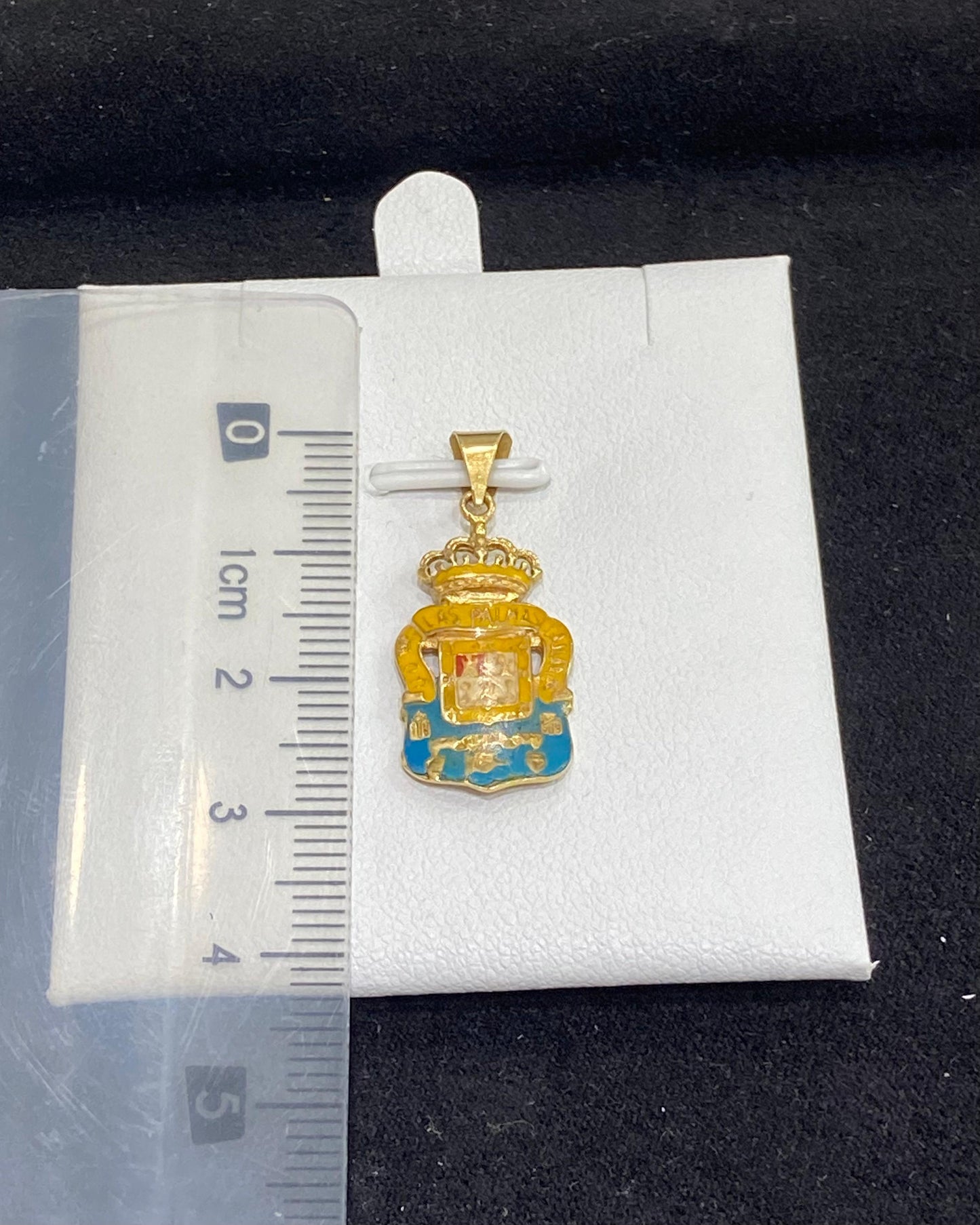 Colgante de oro 18Kt de segunda mano