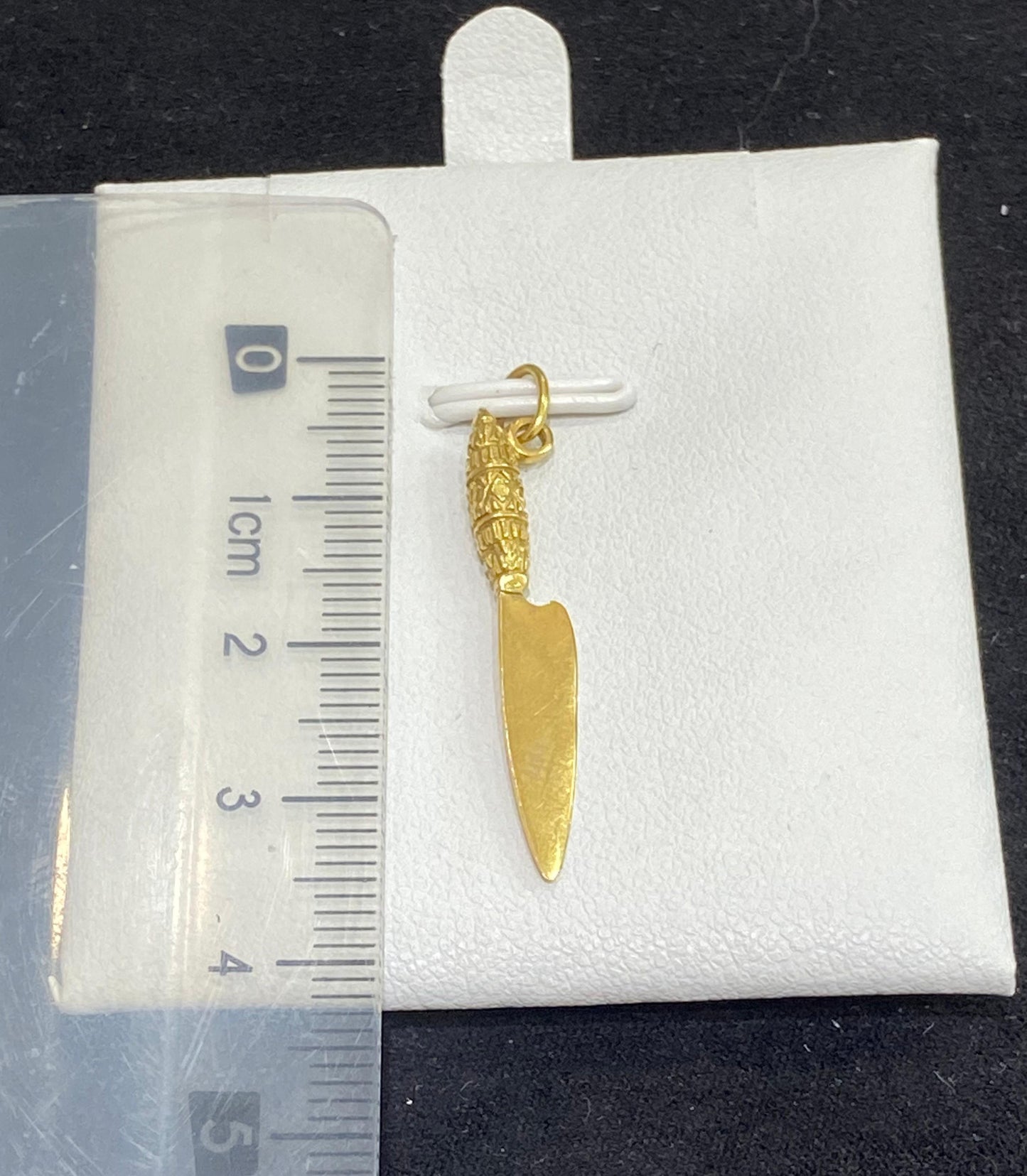 Colgante oro 18Kt de segunda mano