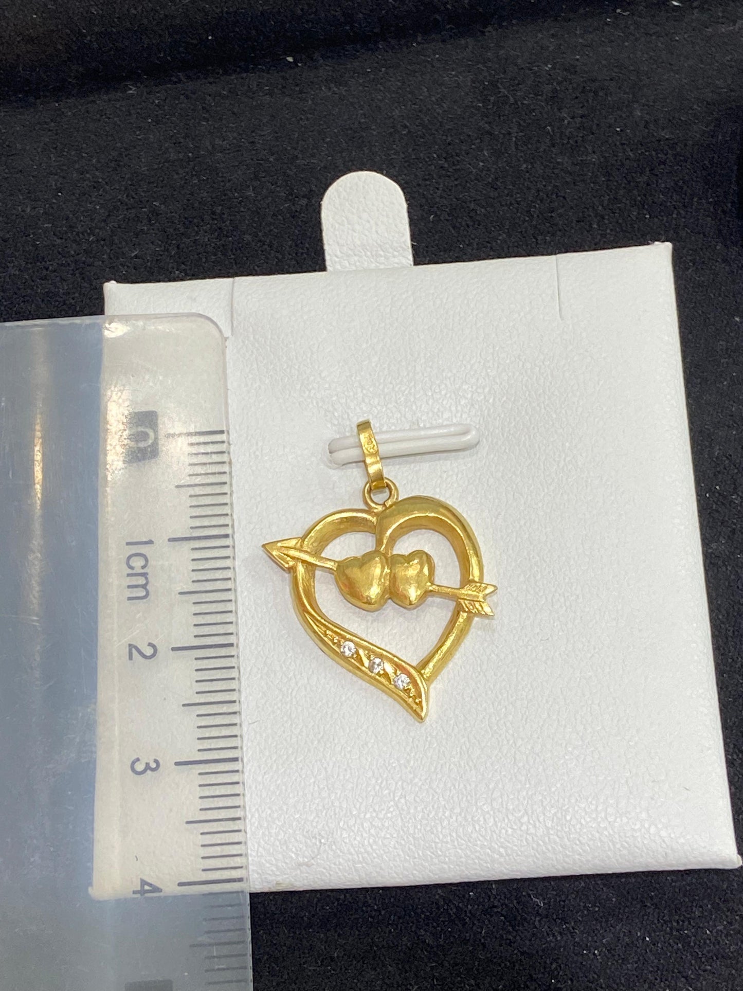 Colgante oro 18Kt de segunda mano