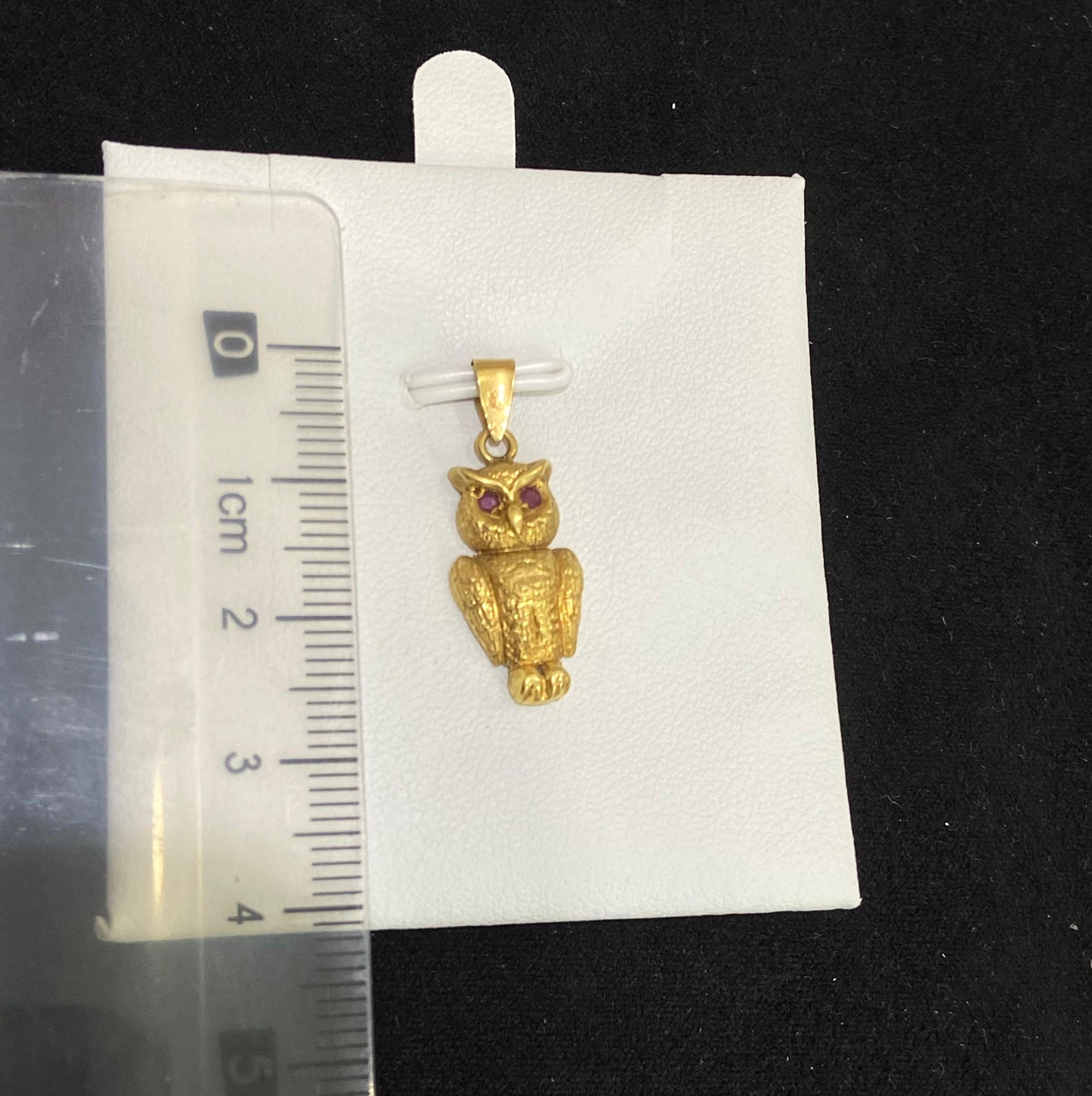 Colgante oro 18Kt de segunda mano