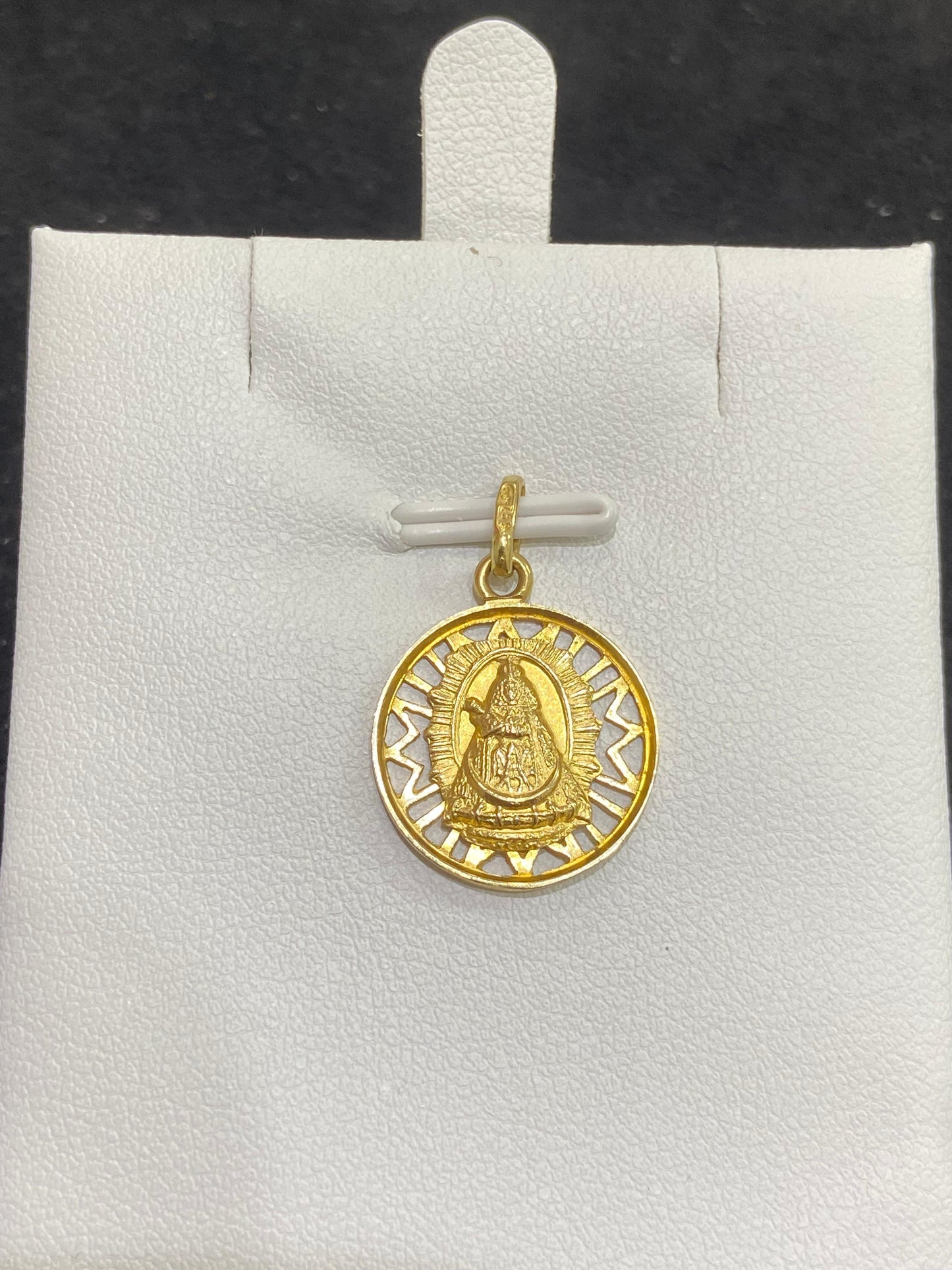 Colgante de oro 18Kt de segunda mano