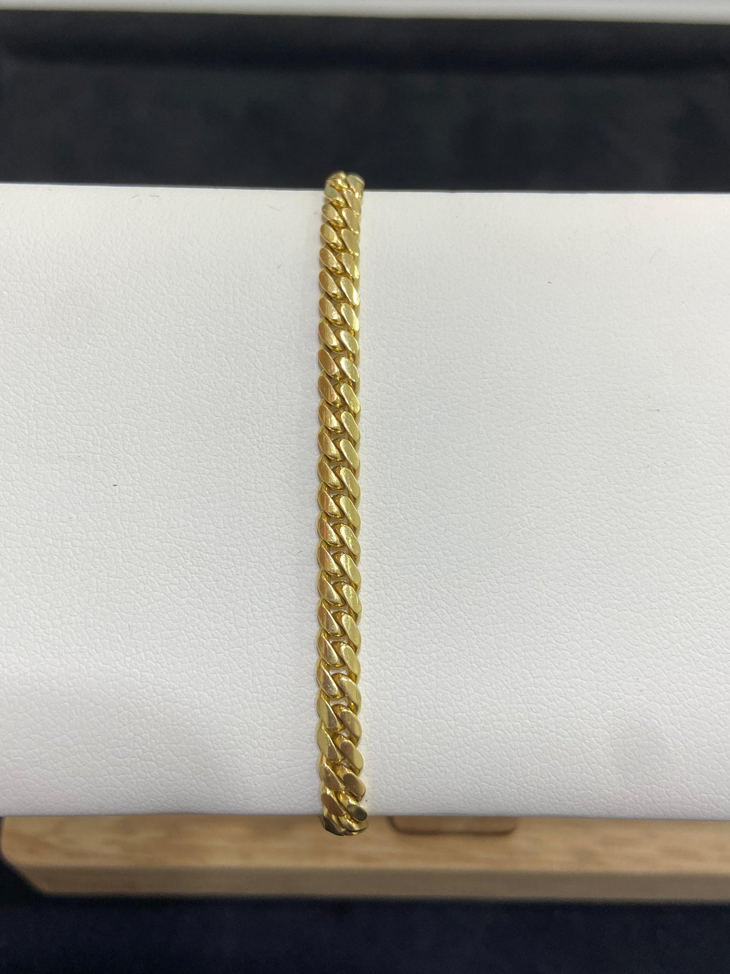 Pulsera de oro de 18 Kt de segunda mano