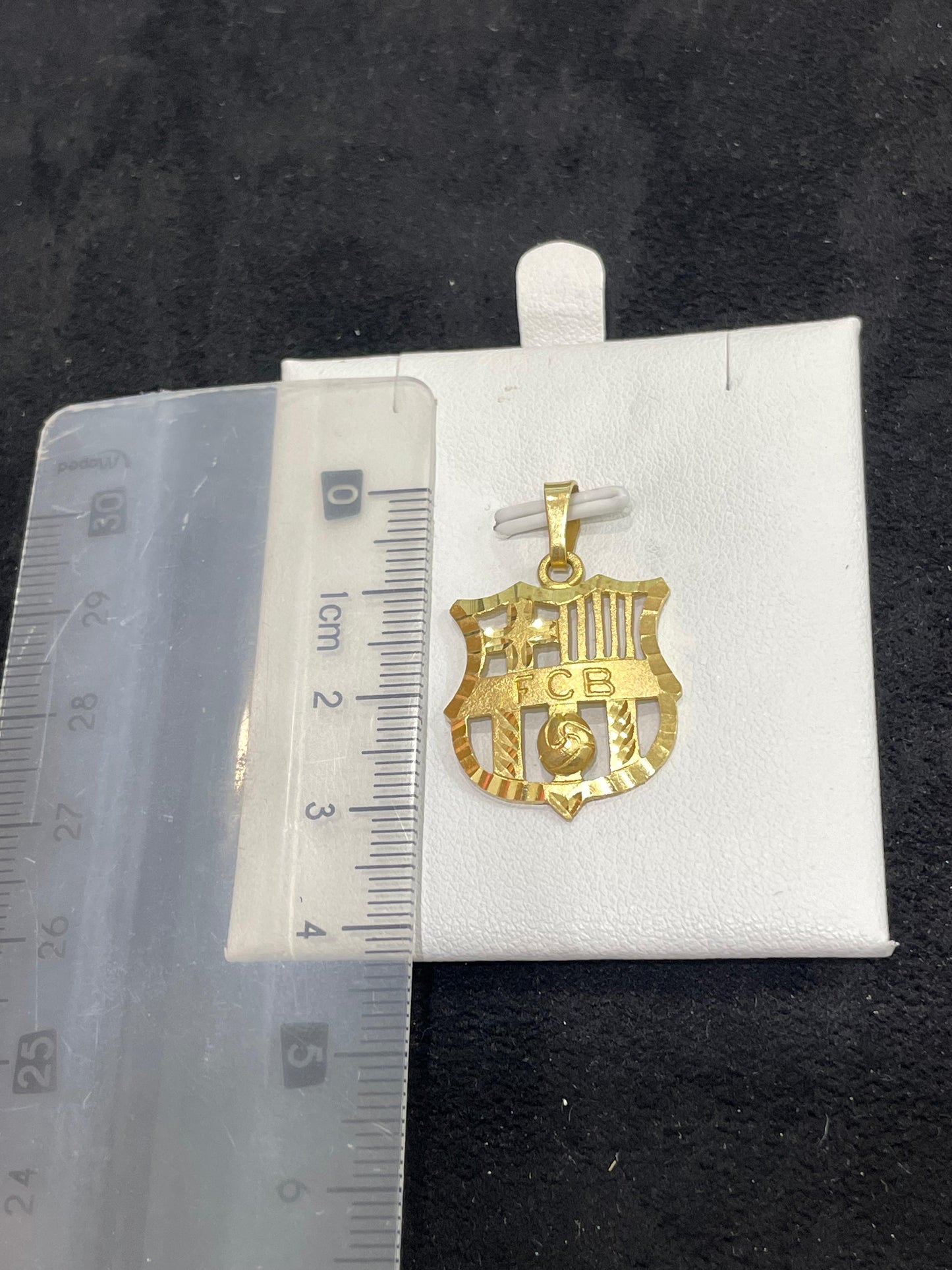 Colgante de oro 18Kt de segunda mano