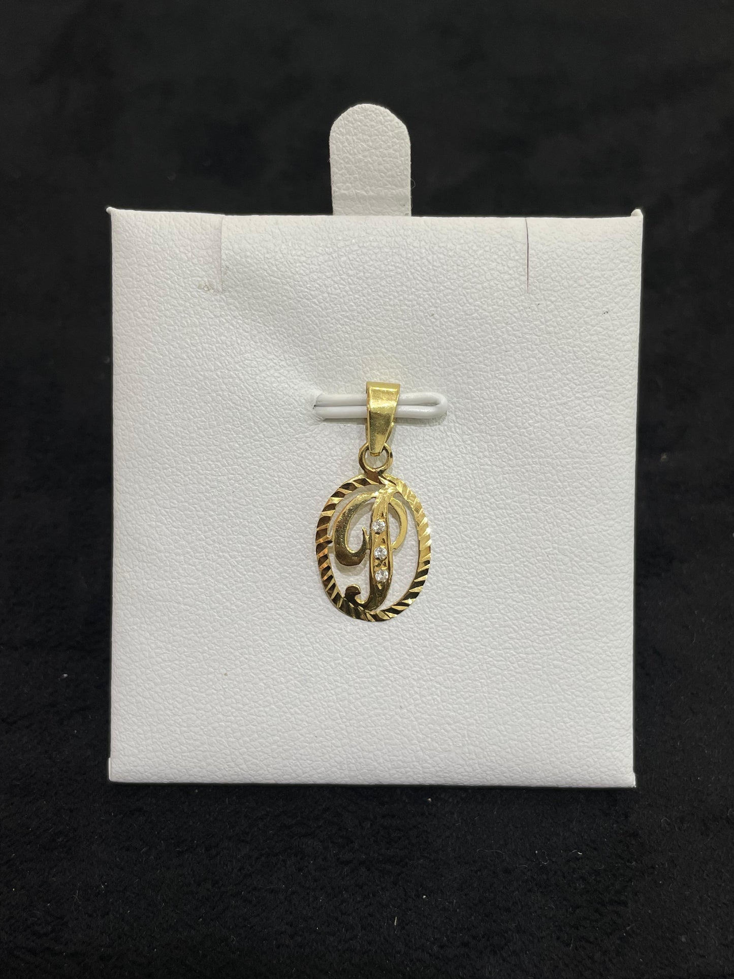 Colgante de oro 18Kt de segunda mano