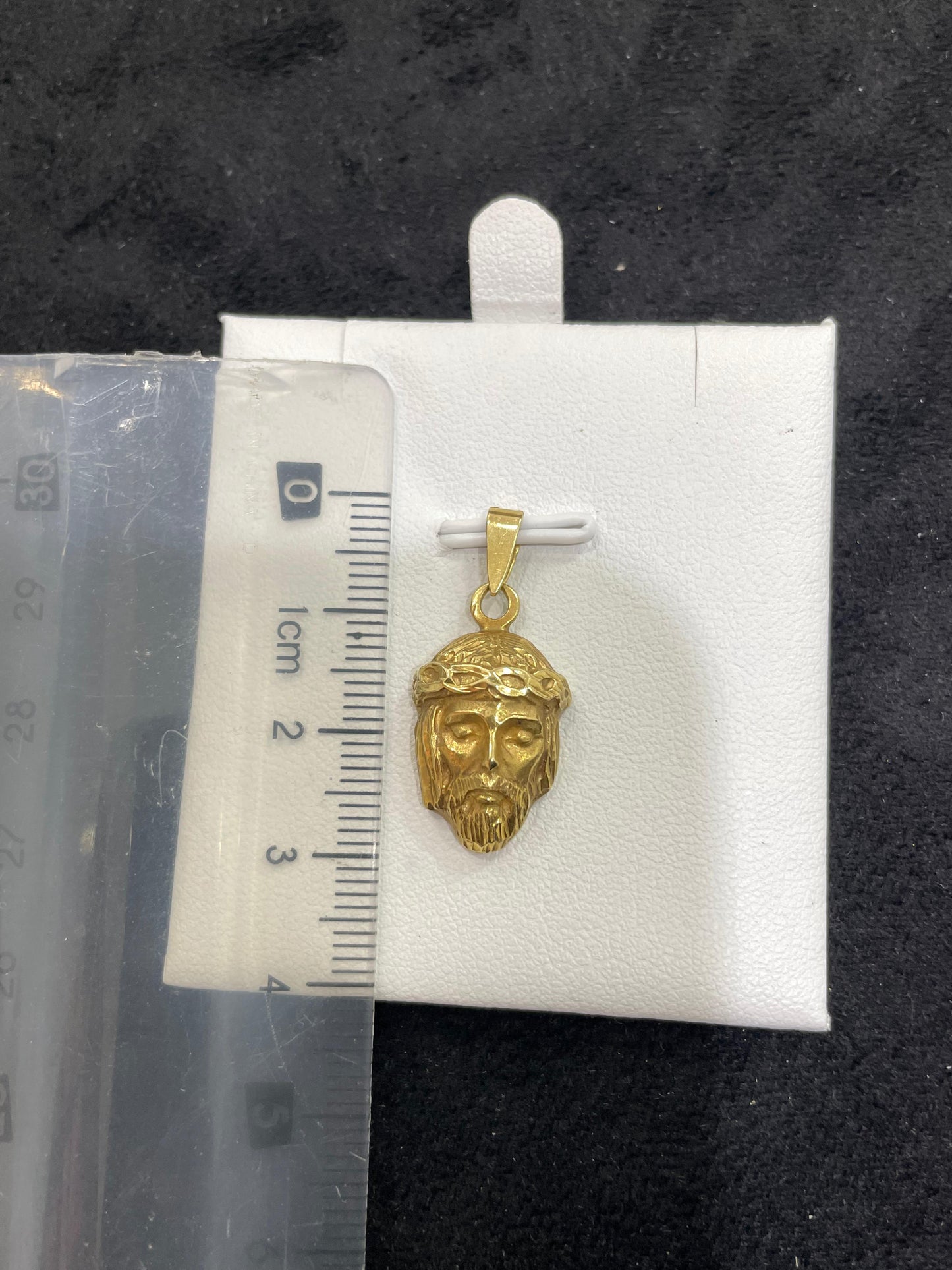 Colgante de oro 18Kt de segunda mano