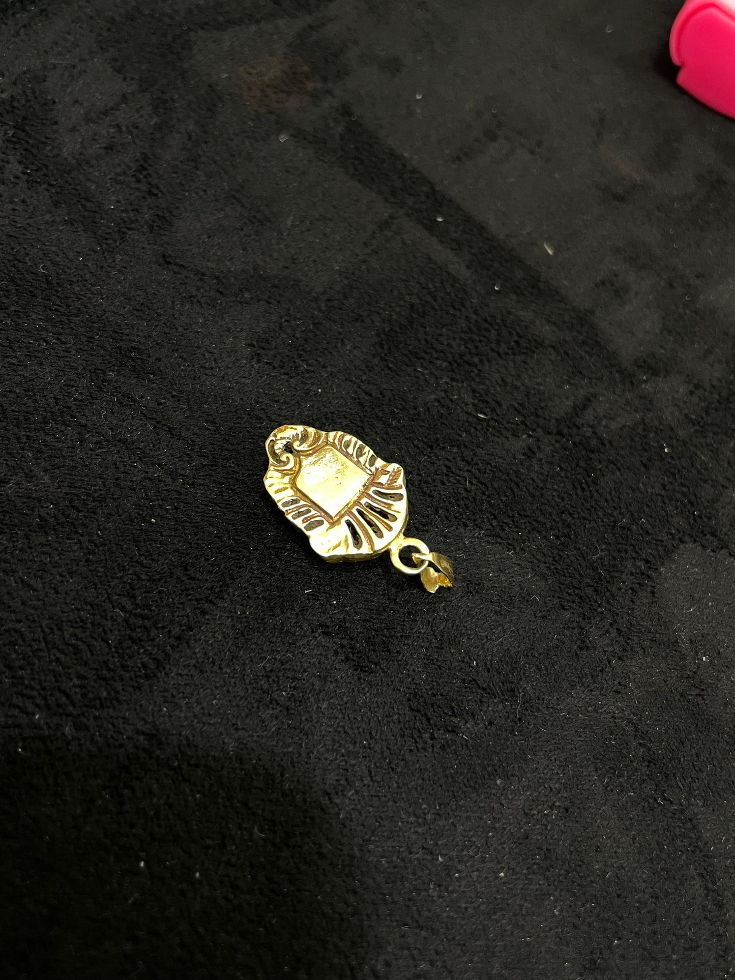 Colgante de oro 18Kt de segunda mano