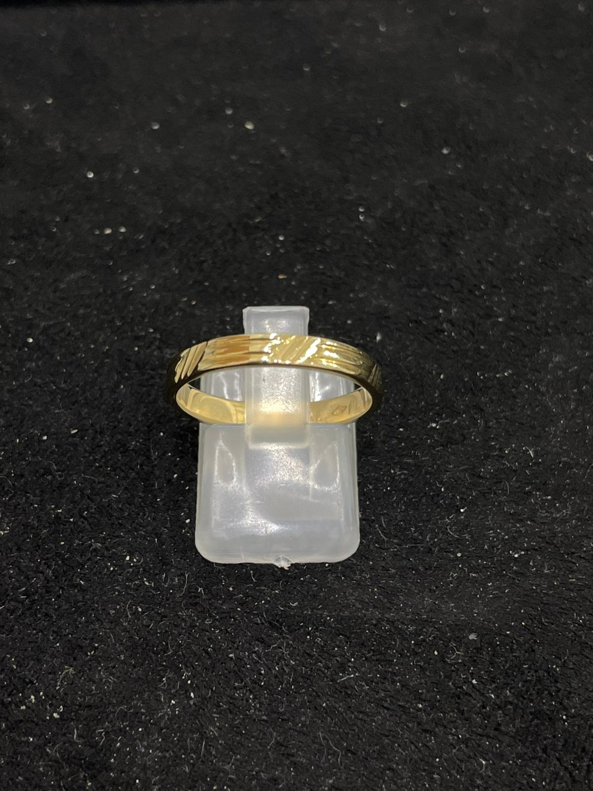 Anillo de oro de 18 Kt de segunda mano