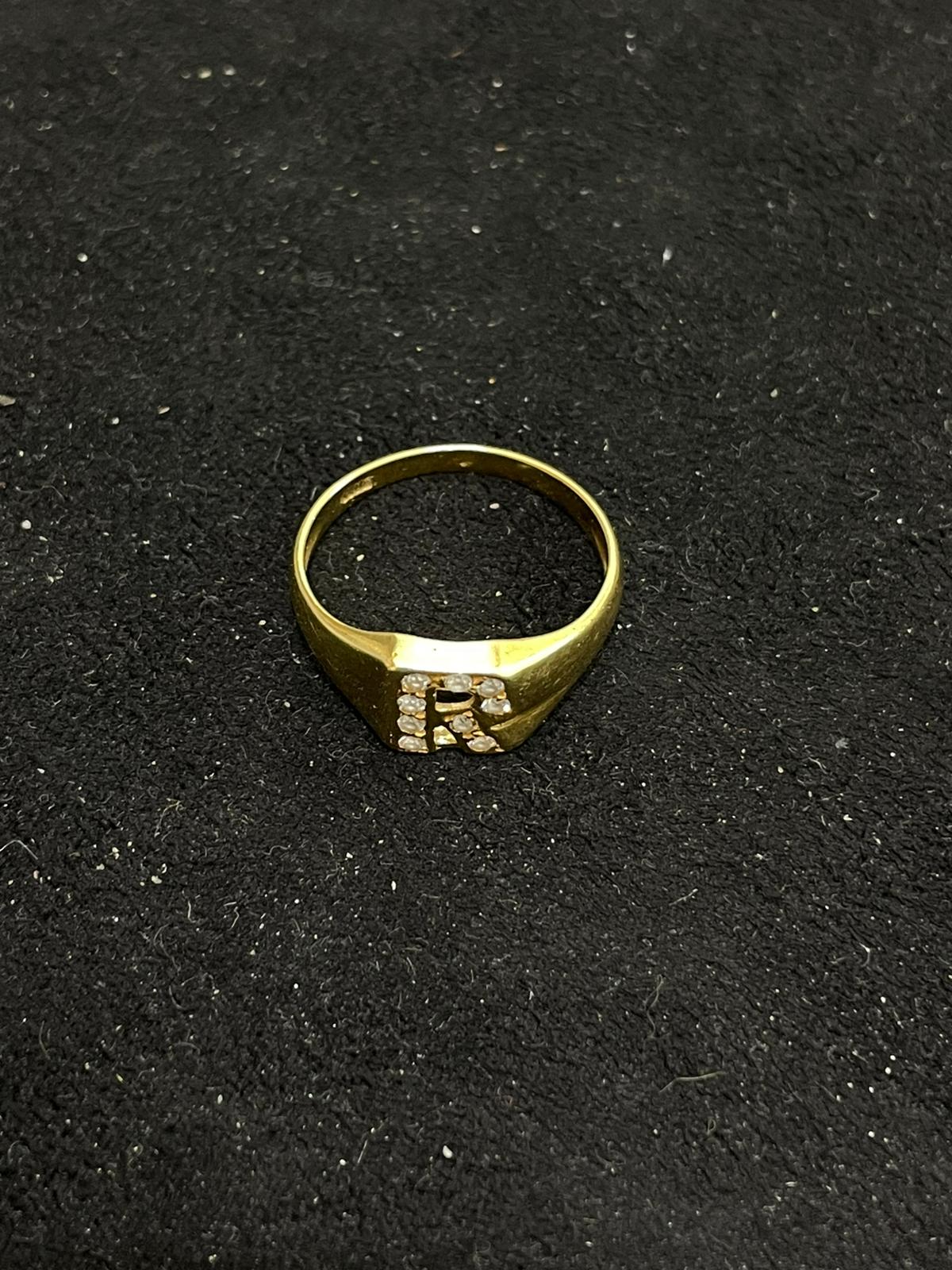 Anillo de oro de 18 Kt de segunda mano