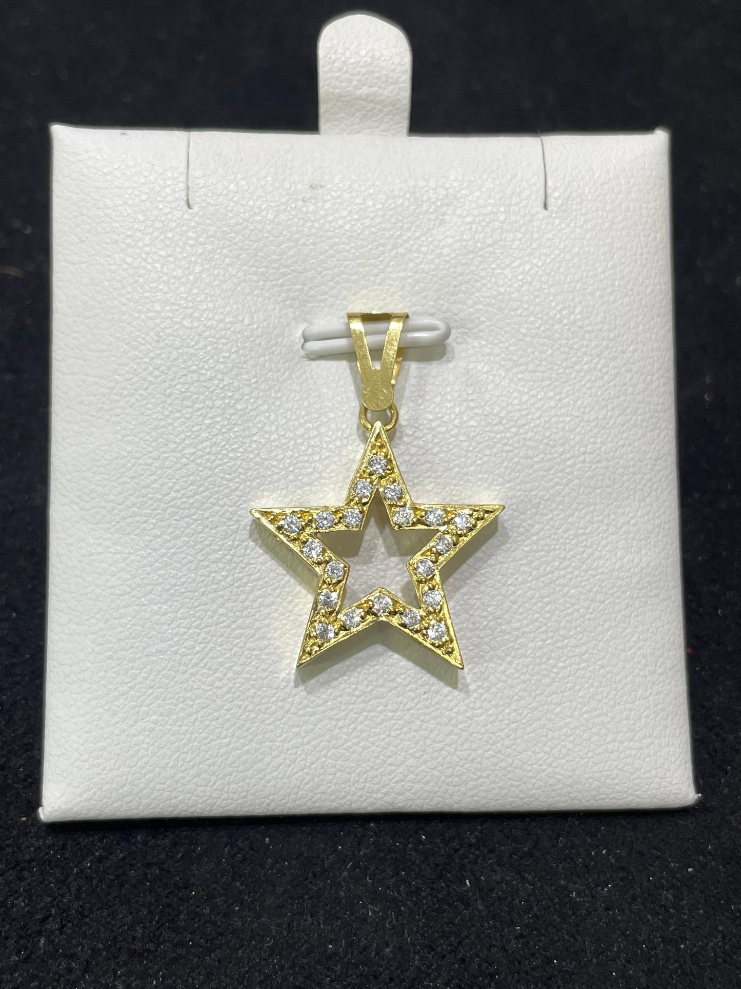 Colgante de oro 18Kt de segunda mano