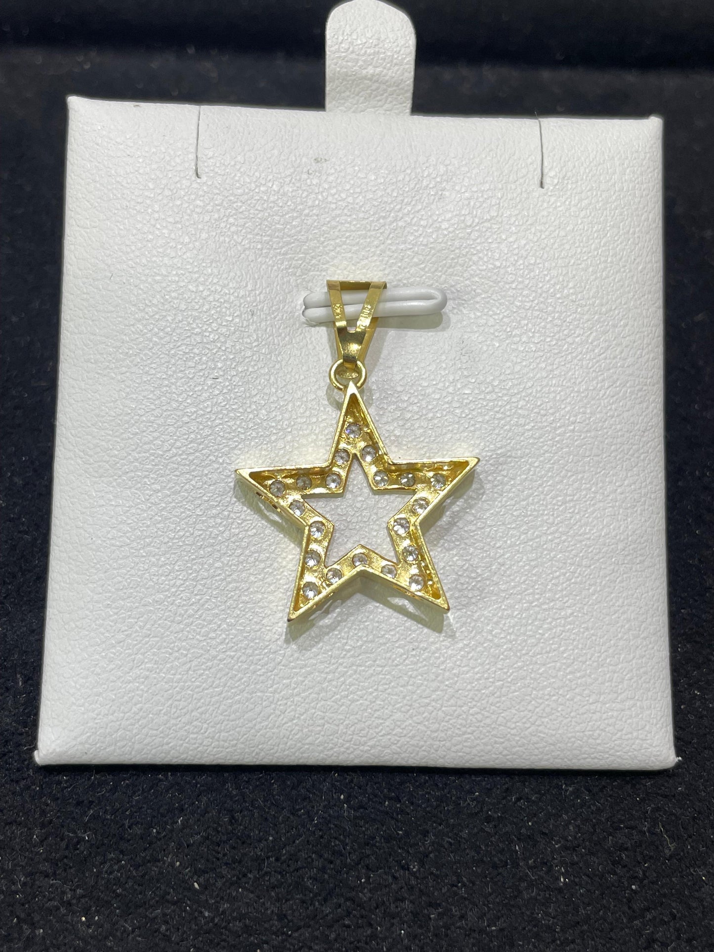 Colgante de oro 18Kt de segunda mano