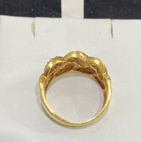 Anillo de oro 18Kt de segunda mano