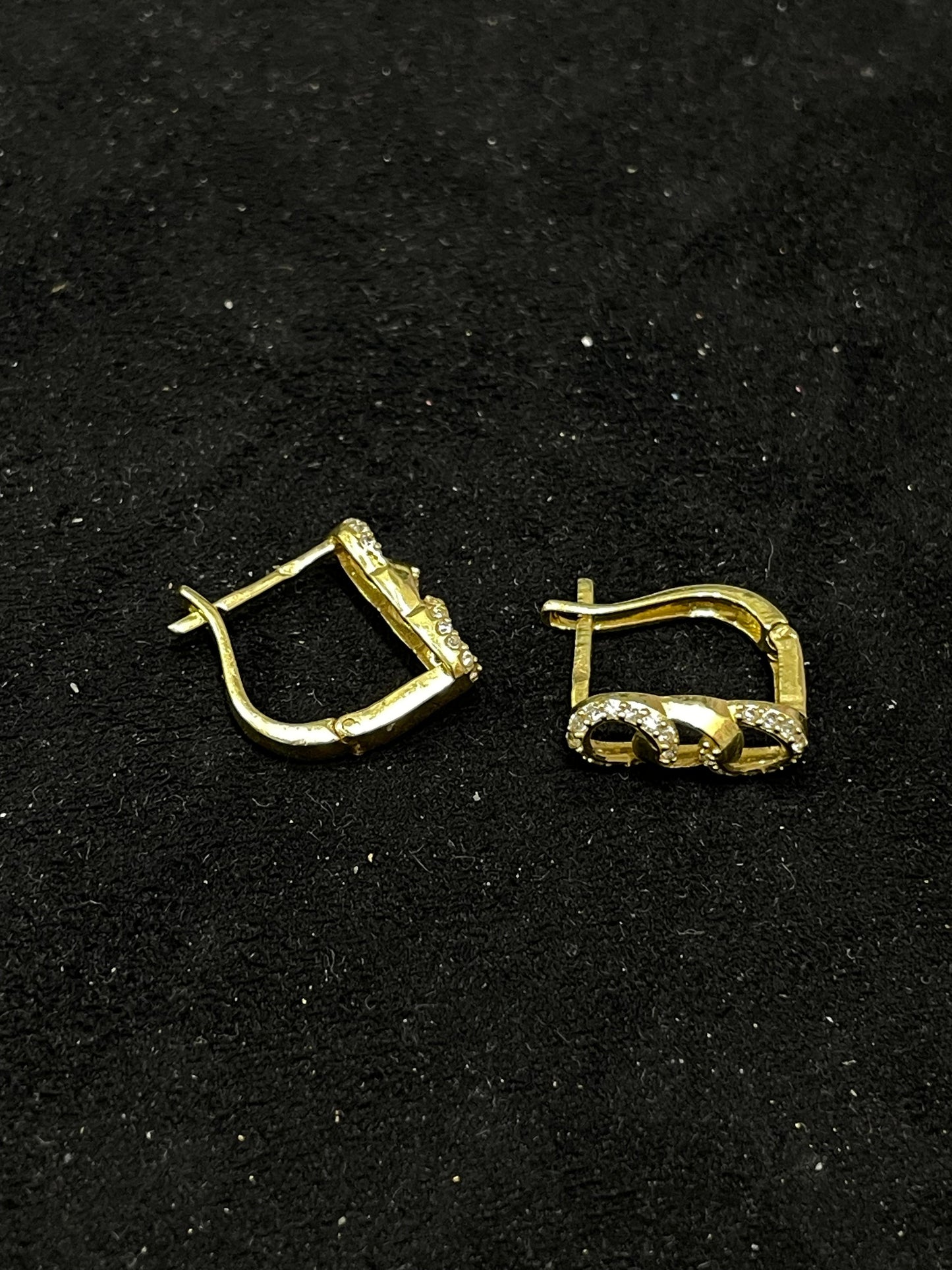 Pendientes de oro 18Kt de segunda mano
