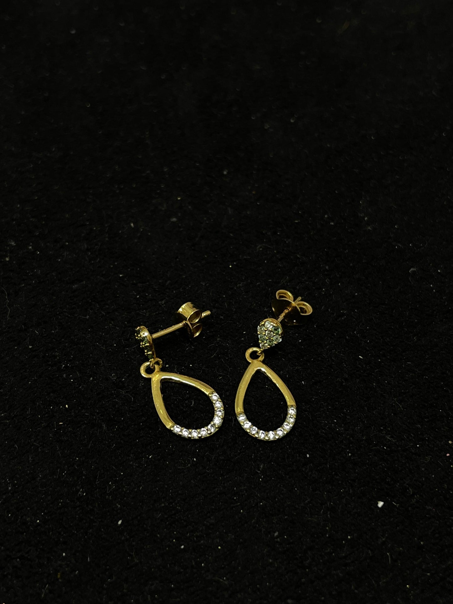 Pendientes de oro 18Kt de segunda mano