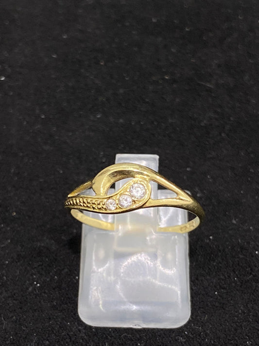 Anillo de oro 14 Kt de segunda mano