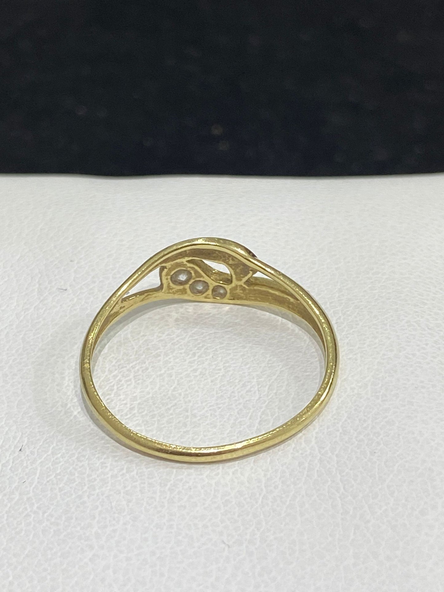 Anillo de oro 14 Kt de segunda mano