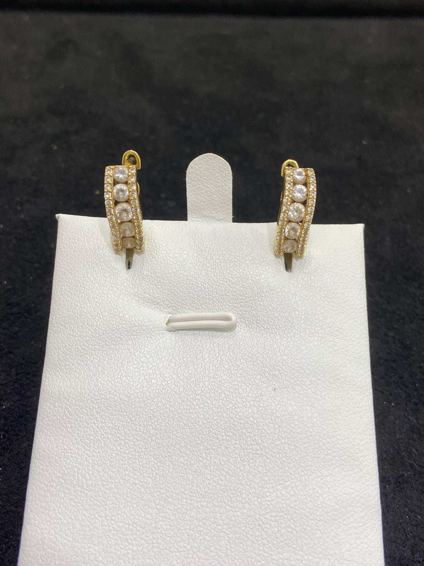 Pendientes de oro 18Kt de segunda mano
