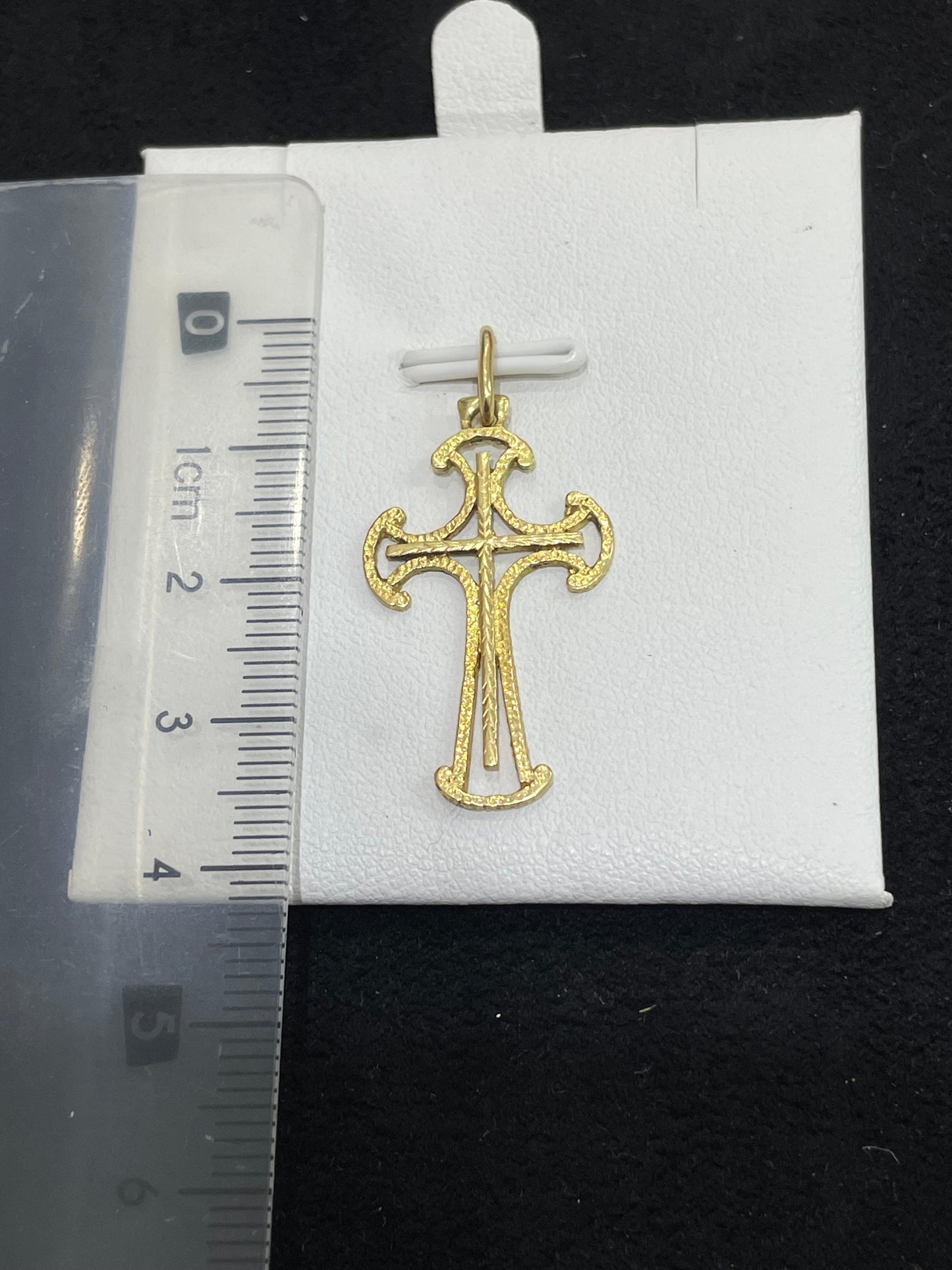 Colgante de oro 18Kt de segunda mano