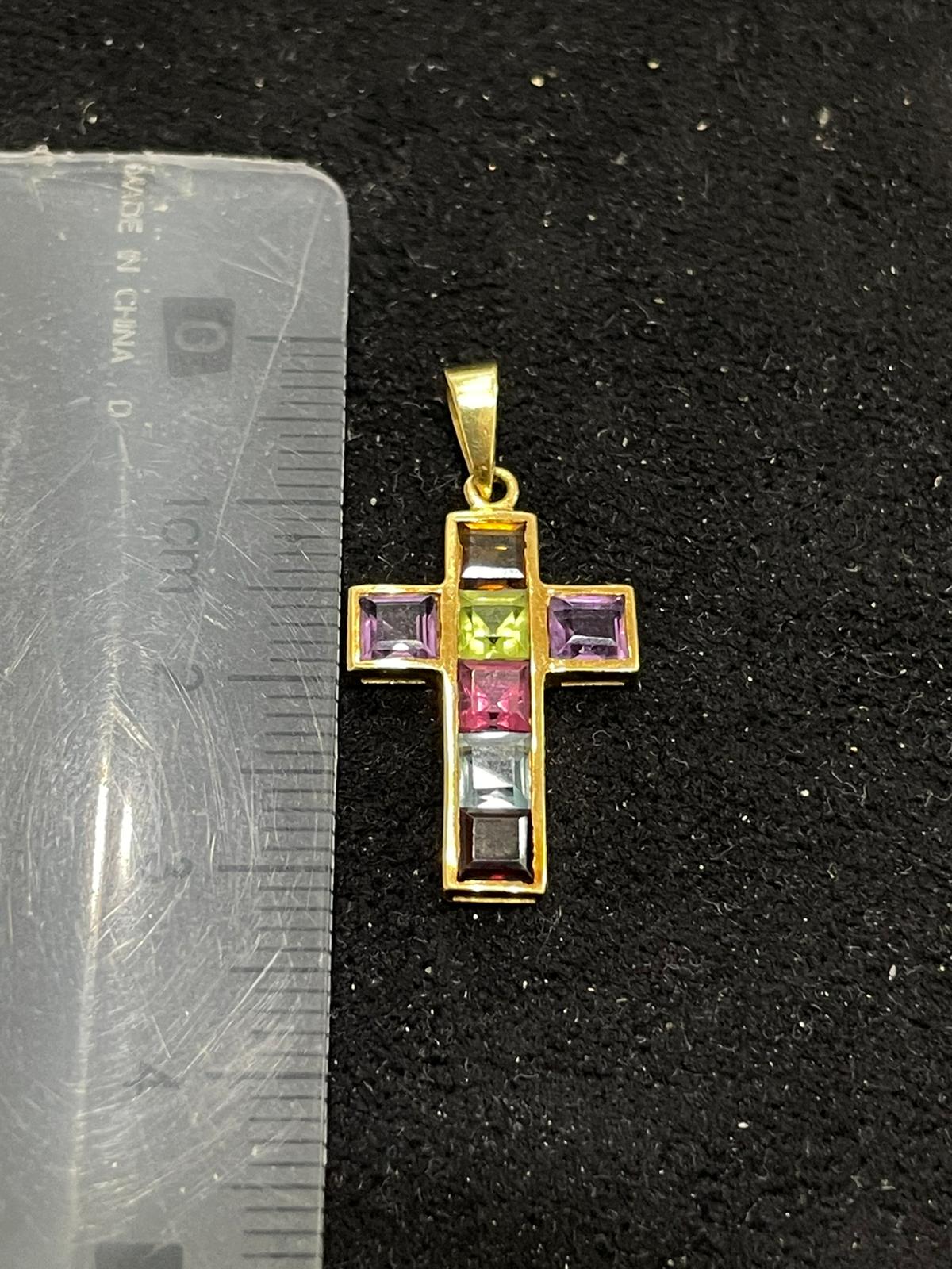 Colgante de oro 18Kt de segunda mano