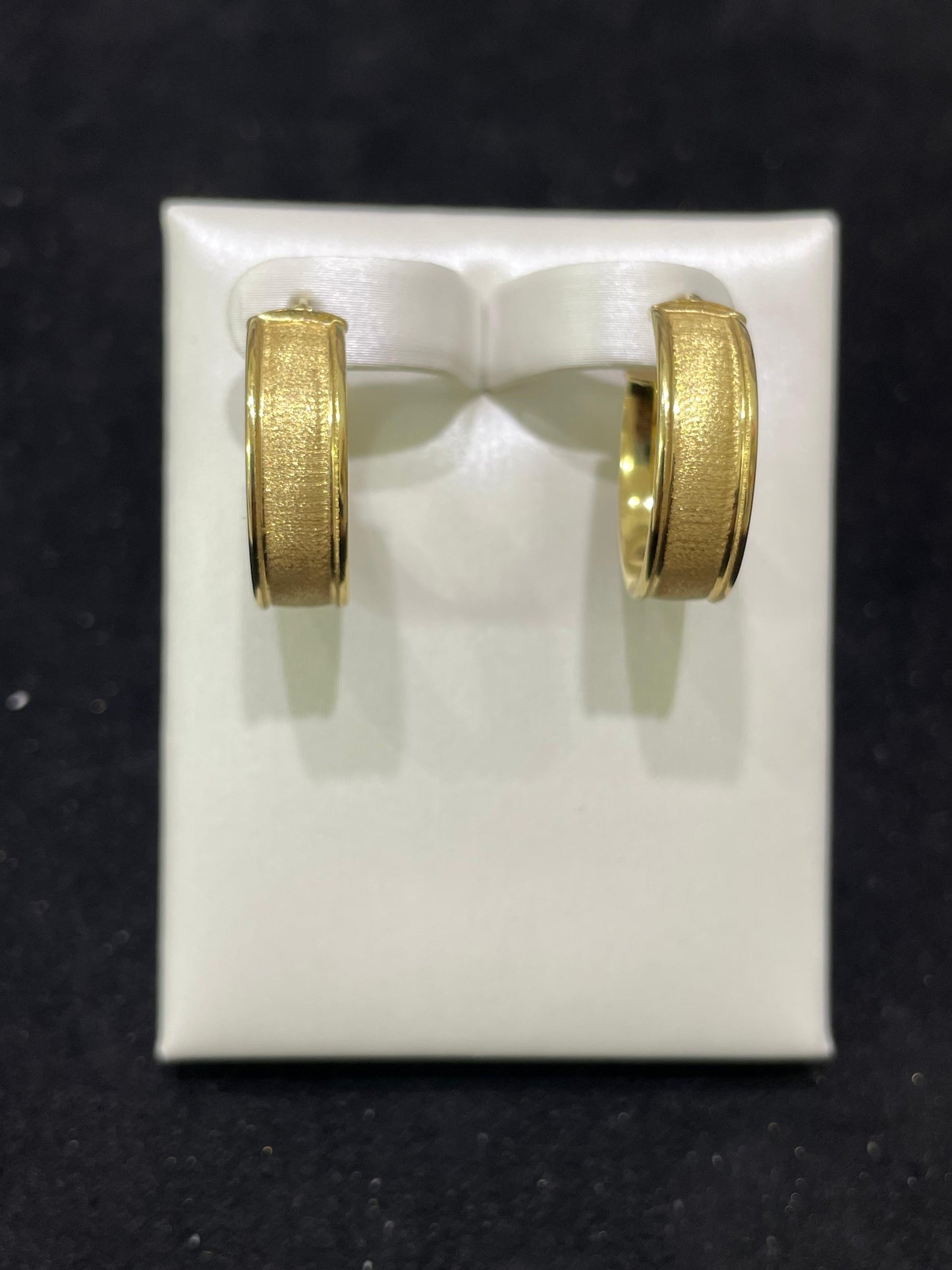 Pendientes de oro 18Kt de segunda mano