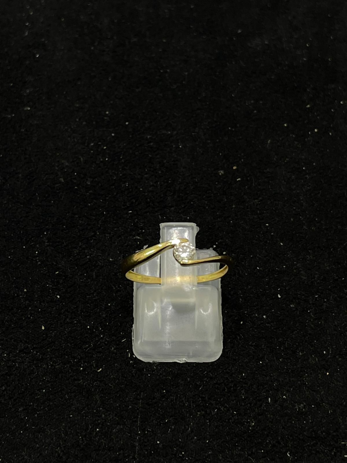 Anillo de oro de 18 Kt de segunda mano