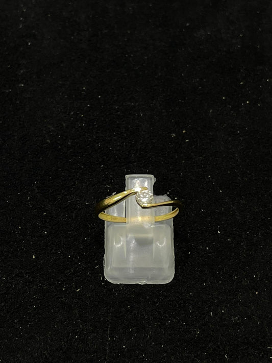 Anillo de oro de 18 Kt de segunda mano