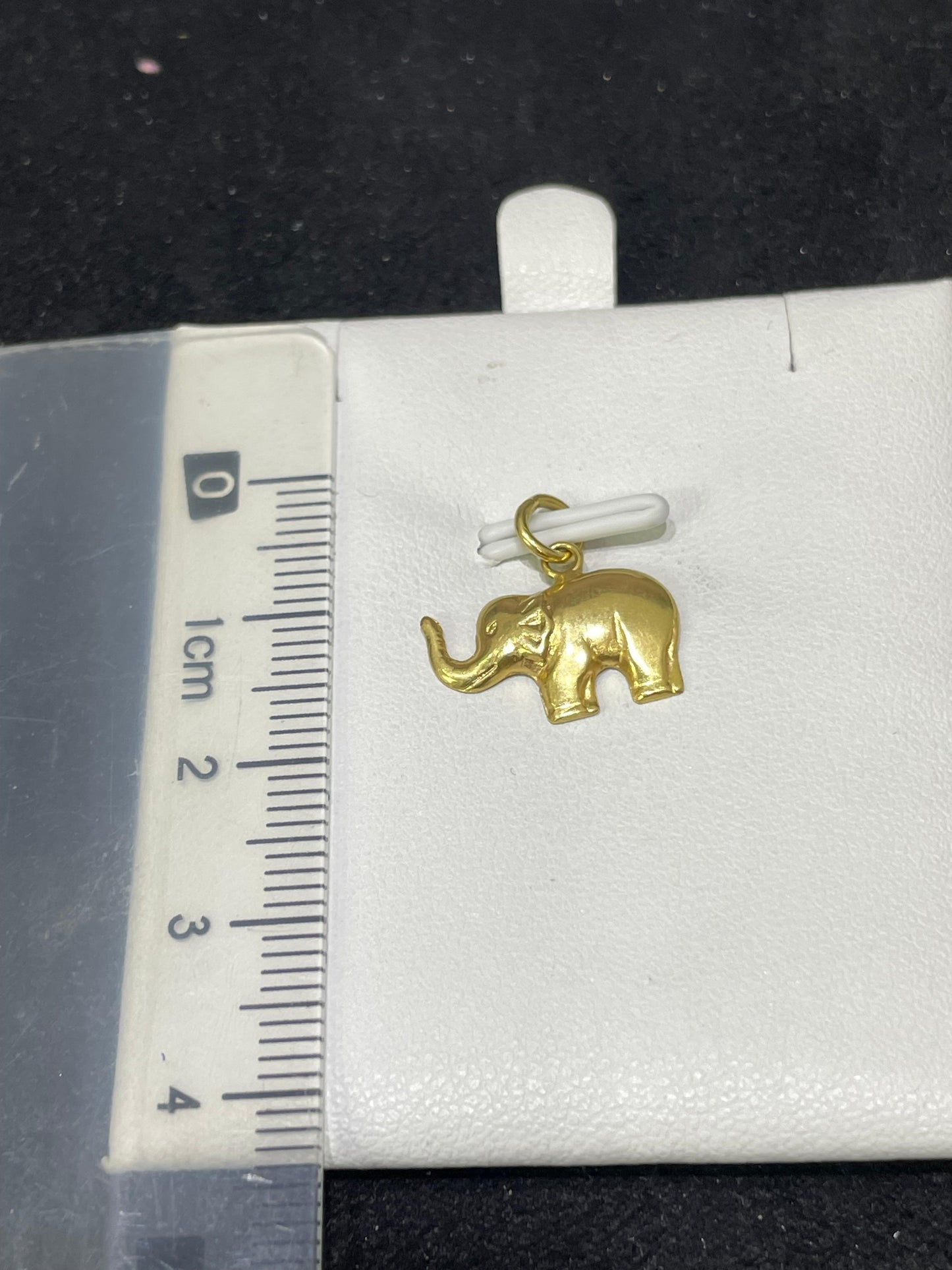 Colgante de oro 18Kt de segunda mano